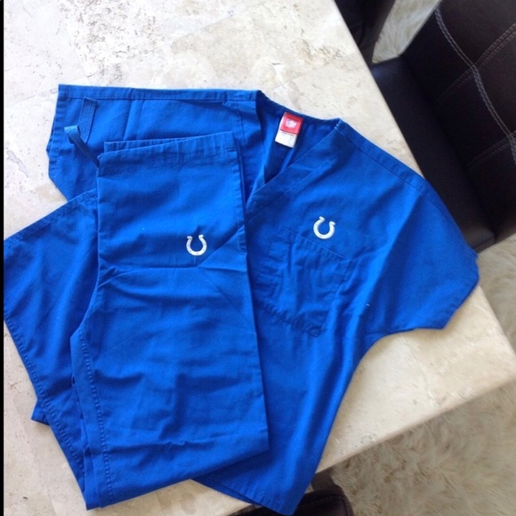 NFL Other - Indianapolis Colts scrubs & Jewelry